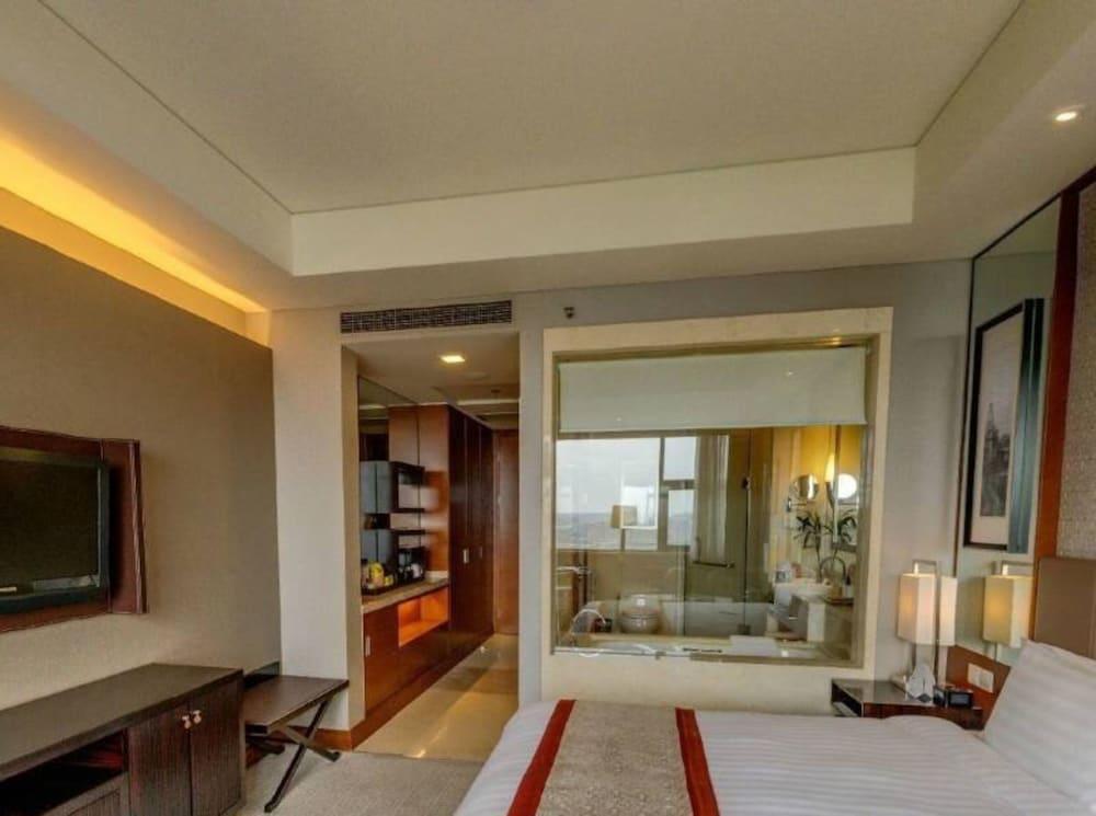 Howard Johnson Caida Plaza Shanghai Exterior foto