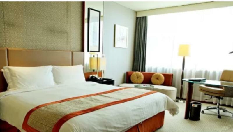 Howard Johnson Caida Plaza Shanghai Exterior foto